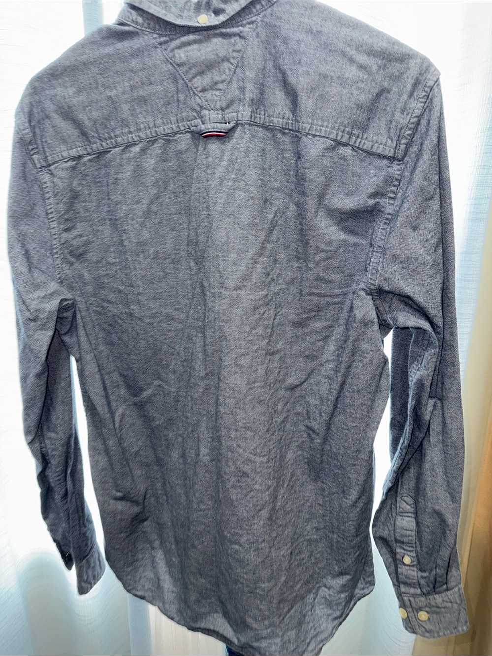 Tommy Hilfiger- Blue Button Down Shirt Size Medium 👔 - Picture 5 of 15